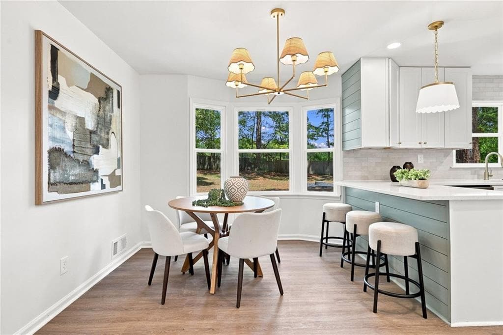 5 bedroom, 4 bathroom, 3,340 sq ft single family residence for sale at 302 Hickory Lane, Canton, GA 30115 — photo 8