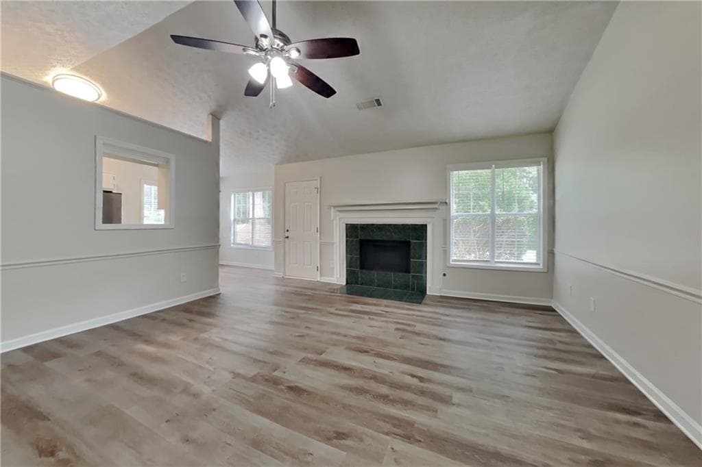 3 bedroom, 2 bathroom, 1,239 sq ft single family residence for rent at 3685 E Bolding Road, Flowery Branch, GA 30542 for $1,900 a month — photo 2