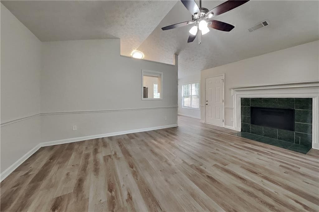 3 bedroom, 2 bathroom, 1,239 sq ft single family residence for rent at 3685 E Bolding Road, Flowery Branch, GA 30542 for $1,900 a month — photo 3