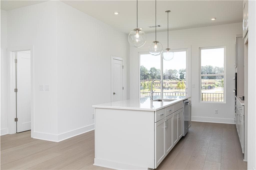3 bedroom, 4 bathroom, 2,070 sq ft townhouse for sale at 4451 Gradient Lane, Chamblee, GA 30341 — photo 9