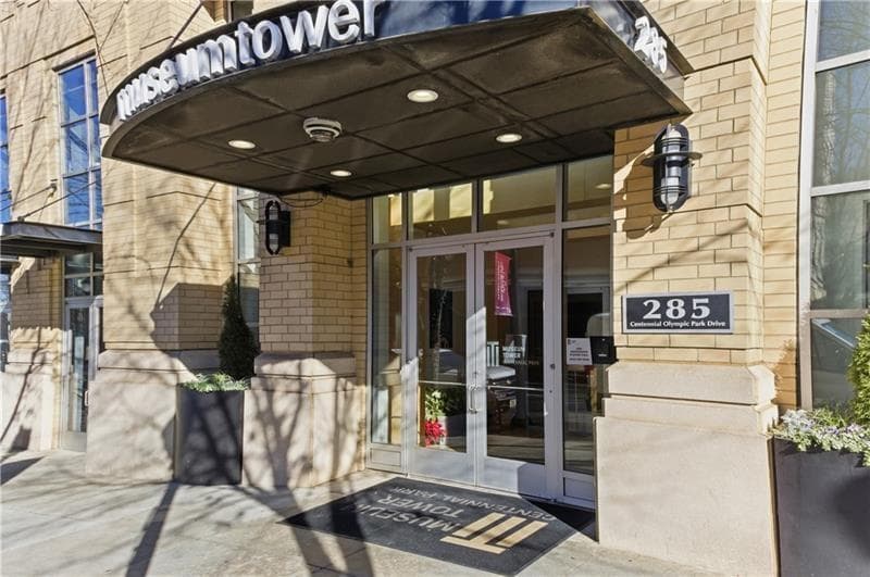 1 bedroom, 1 bathroom, 1,104 sq ft condominium for rent at 285 Centennial Olympic Drive 1606, Atlanta, GA 30313 for $2,100 a month — photo 2