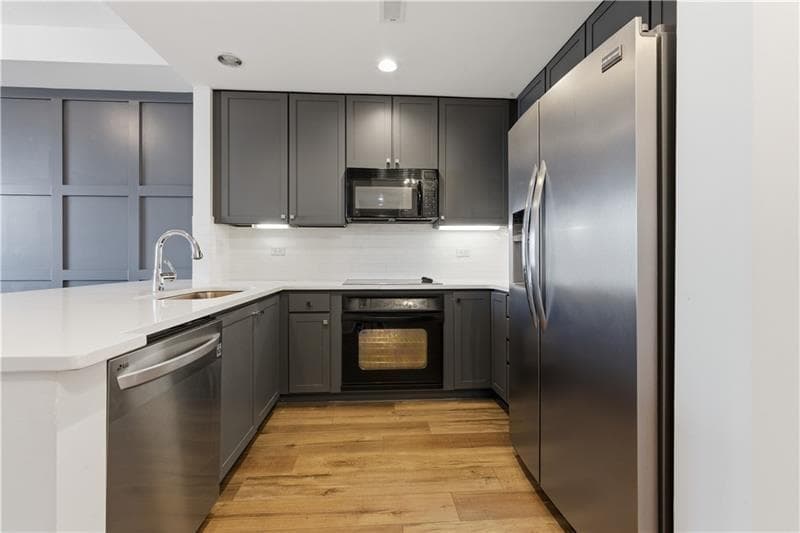 1 bedroom, 1 bathroom, 1,104 sq ft condominium for rent at 285 Centennial Olympic Drive 1606, Atlanta, GA 30313 for $2,100 a month — photo 8