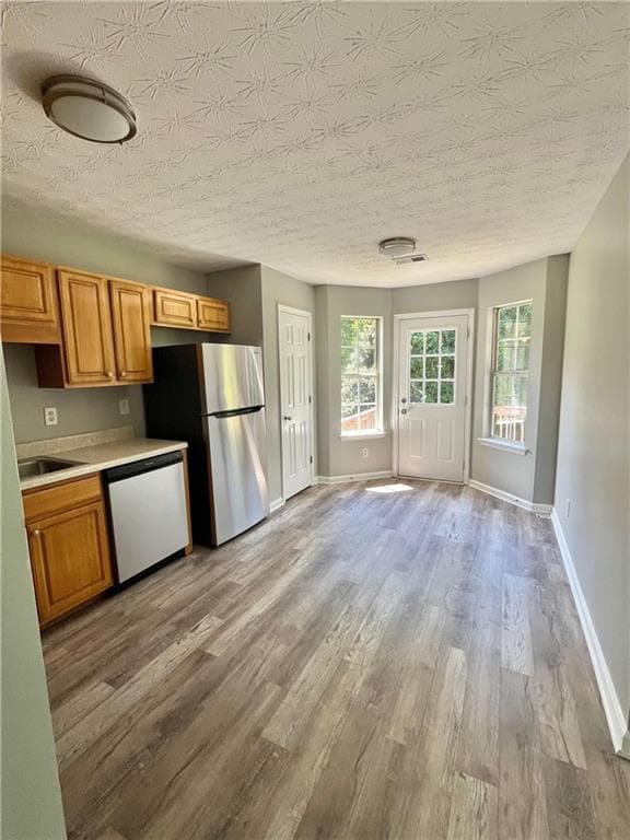 4 bedroom, 3 bathroom, 2,170 sq ft single family residence for sale at 528 Harvick Circle, Stockbridge, GA 30281 — photo 8