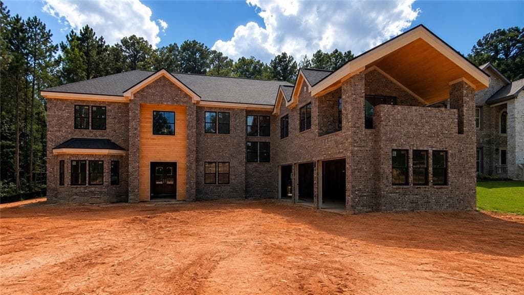 6 bedroom, 6 bathroom, 5,686 sq ft single family residence for sale at 899 Artistry Way, Fairburn, GA 30213