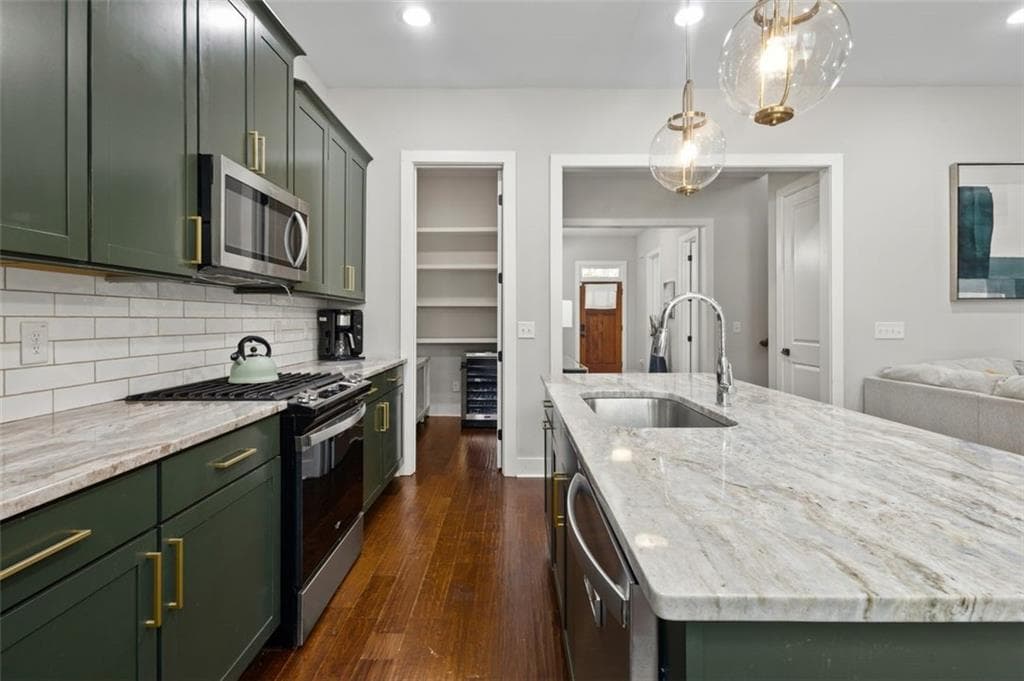 4 bedroom, 3 bathroom, 2,128 sq ft single family residence for sale at 766 Cooper Street, Atlanta, GA 30315 — photo 6