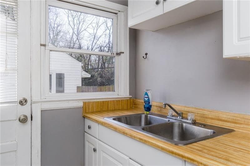 3 bedroom, 1 bathroom, 1,024 sq ft single family residence for rent at 312 Phillips Drive, Marietta, GA 30060 for $2,200 a month — photo 3