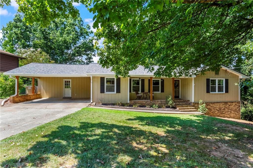 4 bedroom, 3 bathroom, 2,838 sq ft single family residence for sale at 4941 Bedell Road, Roswell, GA 30075