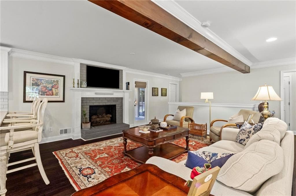 4 bedroom, 3 bathroom, 2,838 sq ft single family residence for sale at 4941 Bedell Road, Roswell, GA 30075 — photo 5