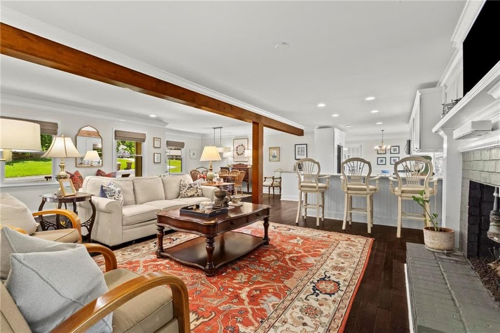 4 bedroom, 3 bathroom, 2,838 sq ft single family residence for sale at 4941 Bedell Road, Roswell, GA 30075 — photo 7