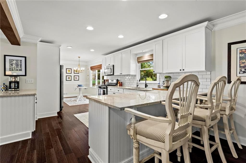 4 bedroom, 3 bathroom, 2,838 sq ft single family residence for sale at 4941 Bedell Road, Roswell, GA 30075 — photo 9