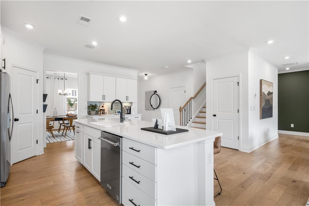 5 bedroom, 3 bathroom, 2,956 sq ft single family residence for sale at 6090 Marigold Way, Atlanta, GA 30349 — photo 10