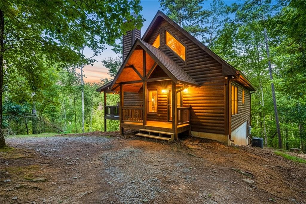3 bedroom, 3 bathroom, 2,192 sq ft single family residence for sale at 529 Newel Drive, Ellijay, GA 30540 — photo 3