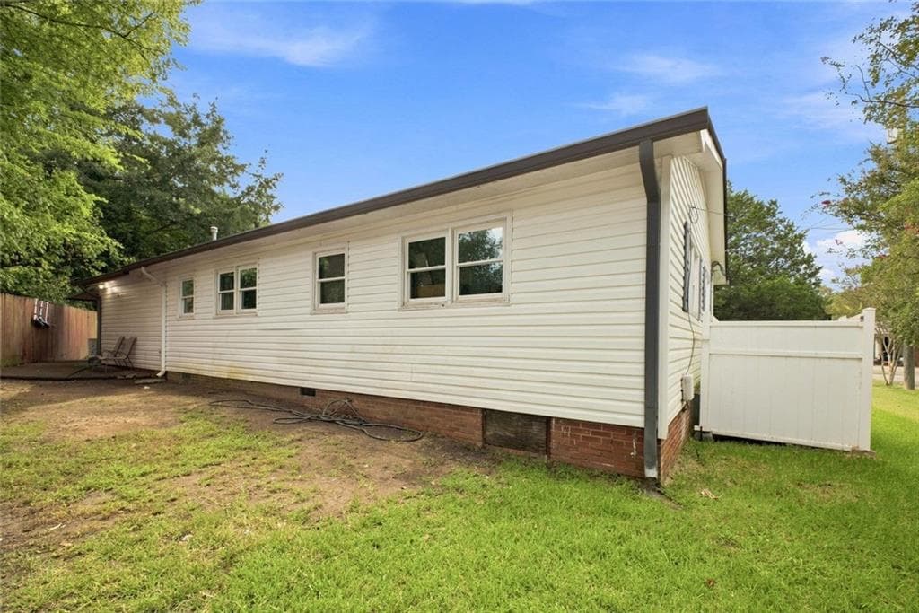 3 bedroom, 2 bathroom, 1,453 sq ft single family residence for sale at 1517 Lee Avenue, Oxford, AL 36203 — photo 6