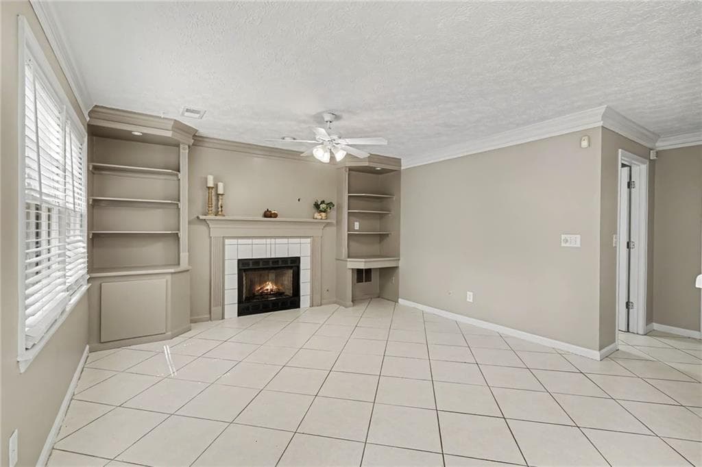 3 bedroom, 3 bathroom, 2,111 sq ft single family residence for sale at 3155 Haverhill Rowe, Lawrenceville, GA 30044 — photo 4