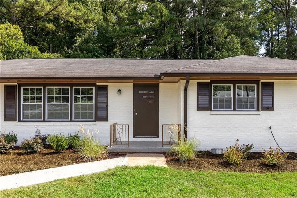 3 bedroom, 2 bathroom, 1,455 sq ft single family residence for sale at 3943 Oberlin Court, Tucker, GA 30084 — photo 6