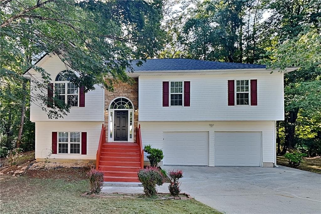 4 bedroom, 3 bathroom, 1,943 sq ft single family residence for rent at 4244 Akins Ridge Lane, Powder Springs, GA 30127 for $2,150 a month — photo 1 of 23