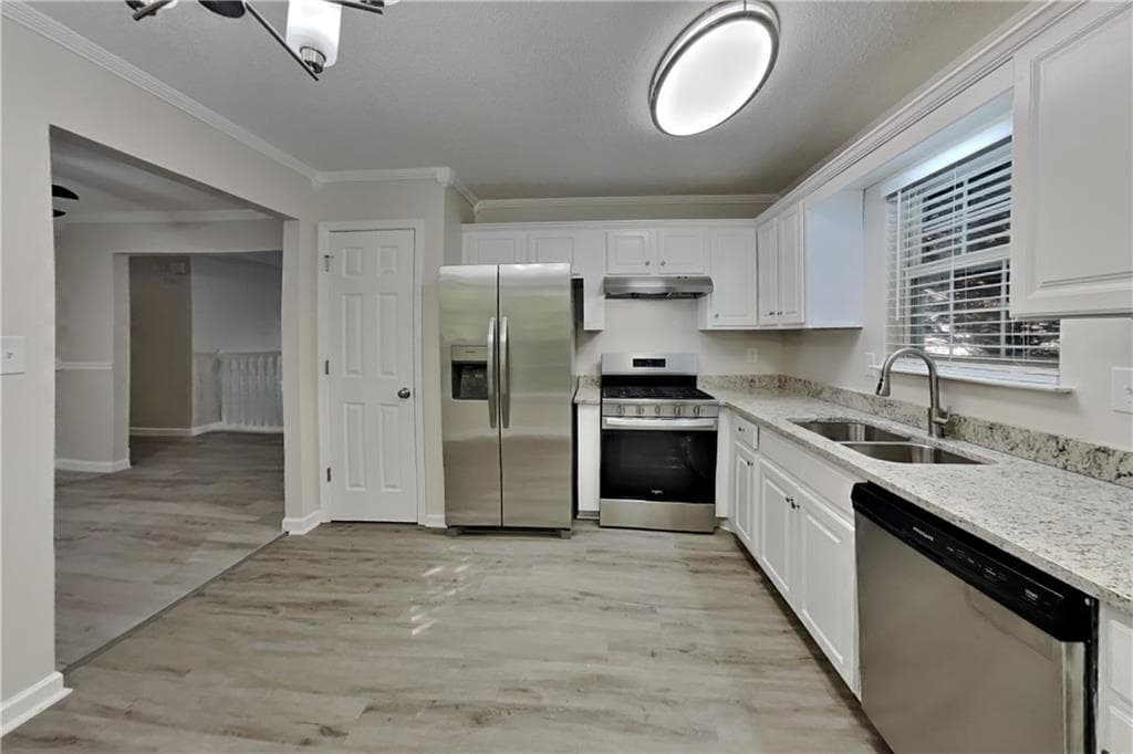 4 bedroom, 3 bathroom, 1,943 sq ft single family residence for rent at 4244 Akins Ridge Lane, Powder Springs, GA 30127 for $2,150 a month — photo 5