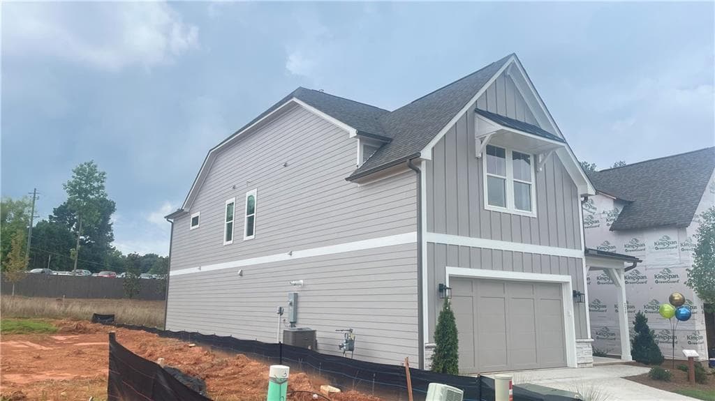 4 bedroom, 4 bathroom, 3,196 sq ft single family residence for sale at 401 Edgewater Chase, Canton, GA 30115 — photo 3