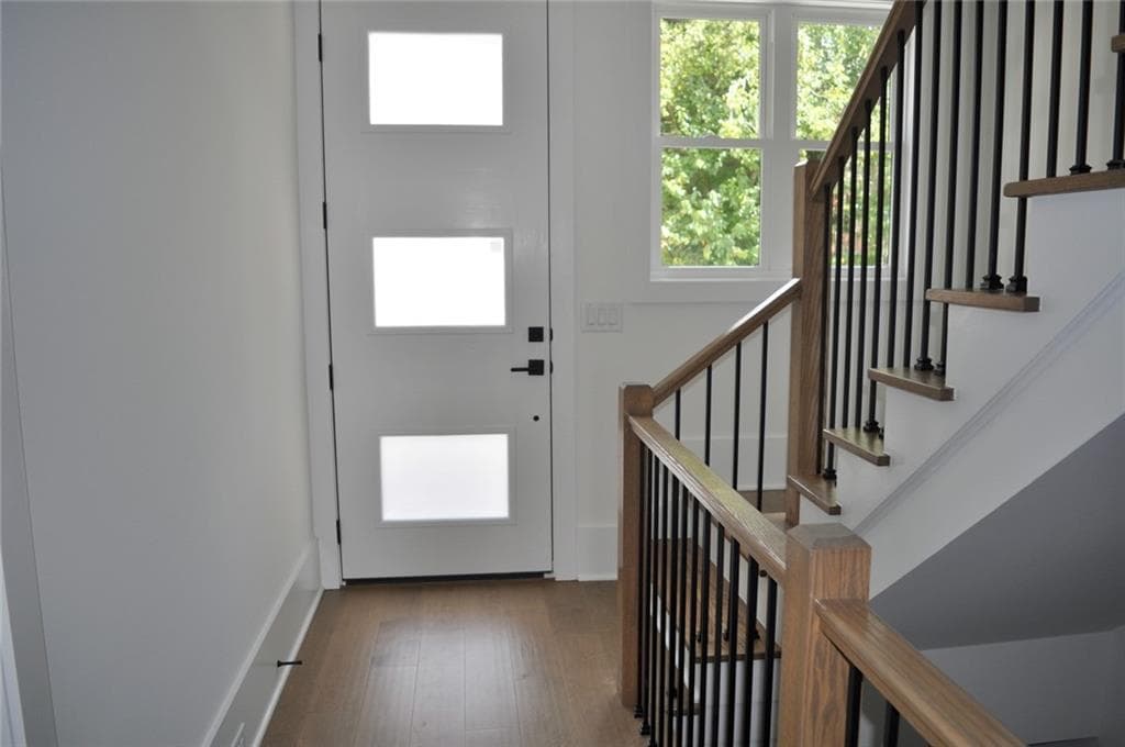 3 bedroom, 5 bathroom, 2,660 sq ft townhouse for sale at 249 White Street, Marietta, GA 30060 — photo 7