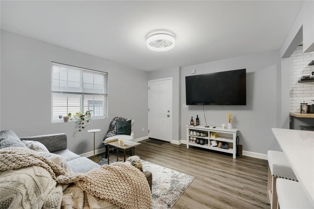 2 bedroom, 1 bathroom, 650 sq ft condominium for sale at 210 Sampson Street 7, Atlanta, GA 30312 — photo 9