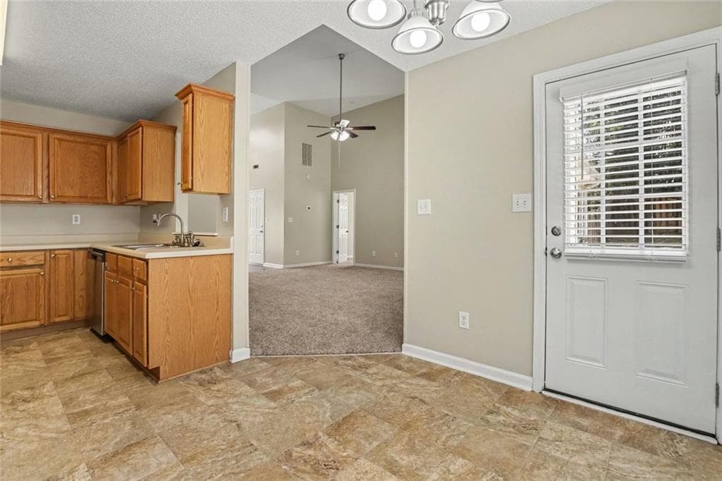 3 bedroom, 2 bathroom, 1,665 sq ft single family residence for sale at 110 McIntosh Estates Drive, Sharpsburg, GA 30277 — photo 8