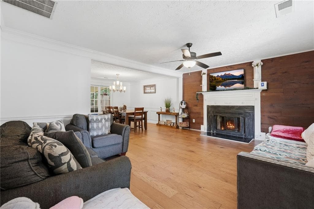 4 bedroom, 3 bathroom, 1,934 sq ft single family residence for sale at 562 Black Creek Drive, Lawrenceville, GA 30044 — photo 8
