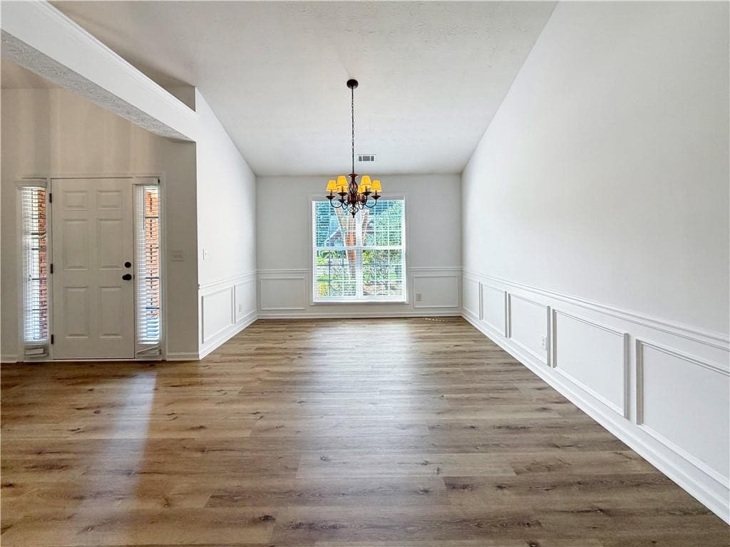 3 bedroom, 2 bathroom, 1,952 sq ft single family residence for rent at 3385 Stoneleigh Run Drive, Buford, GA 30519 for $2,400 a month — photo 6