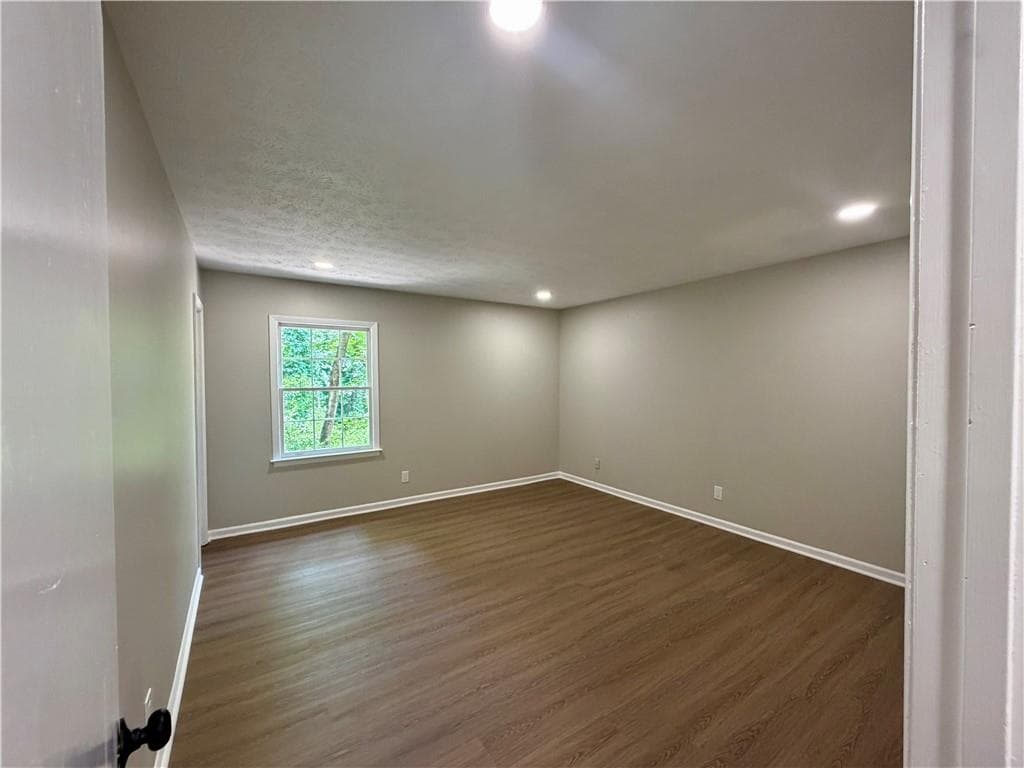 3 bedroom, 2 bathroom, 1,216 sq ft condominium for rent at 6700 Roswell Road 11D, Atlanta, GA 30328 for $2,500 a month — photo 10