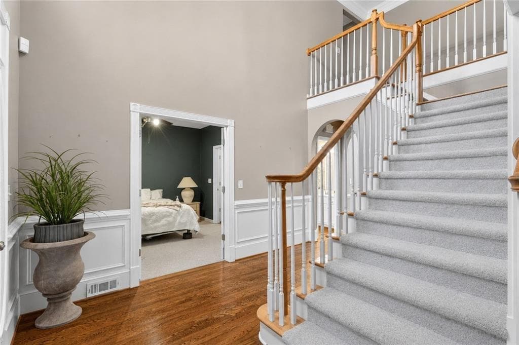 6 bedroom, 5 bathroom, 5,535 sq ft single family residence for sale at 771 Bentgrass Court, Dacula, GA 30019 — photo 7
