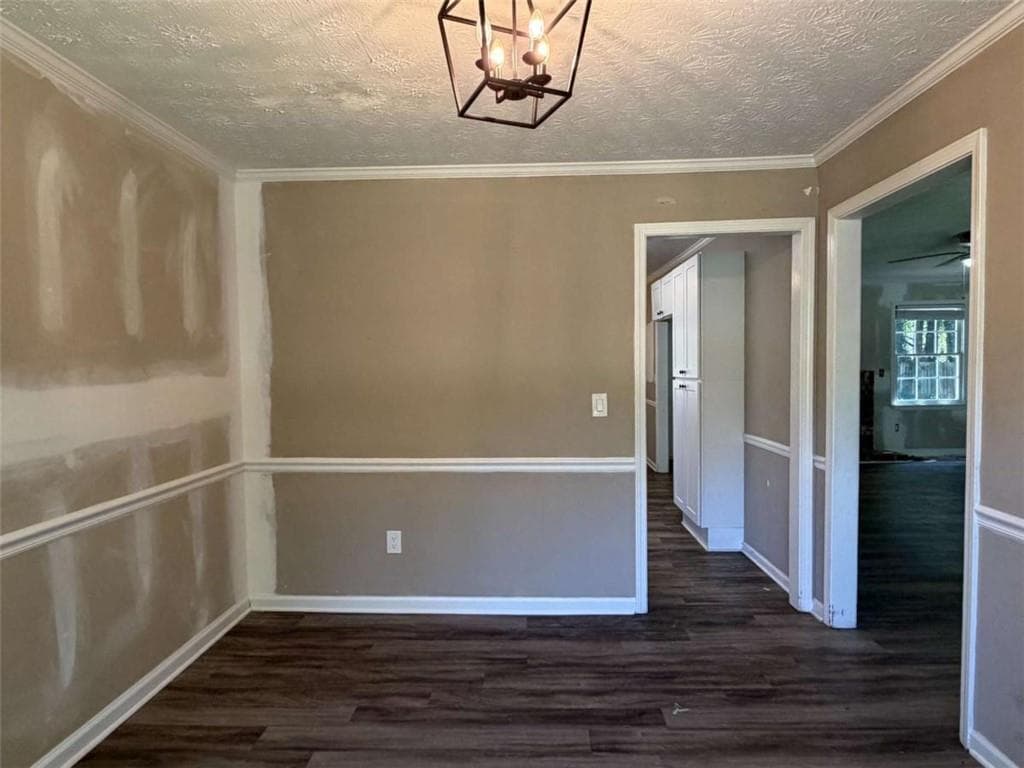 4 bedroom, 2 bathroom, 2,059 sq ft single family residence under contract at 35 Brookside Drive, Villa Rica, GA 30180 — photo 7