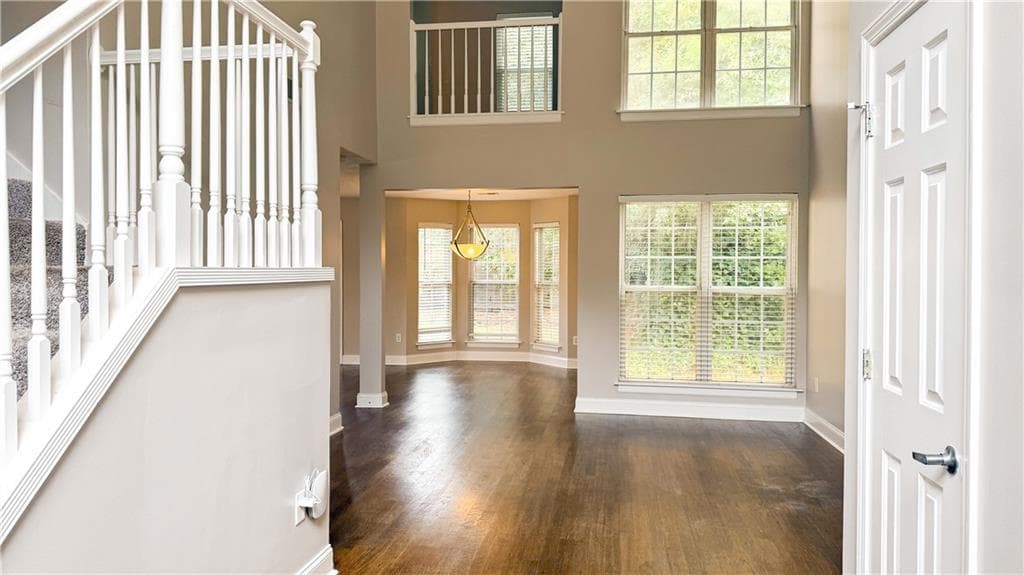 3 bedroom, 3 bathroom, 1,913 sq ft single family residence for sale at 3339 Benthollow Lane, Duluth, GA 30096 — photo 5