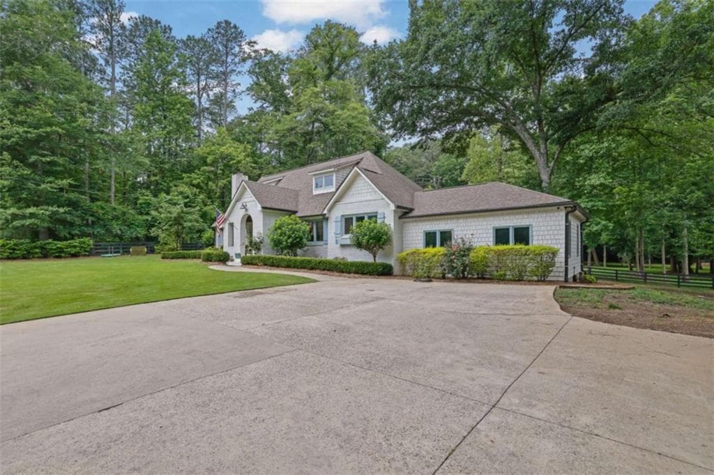 4 bedroom, 4 bathroom, 2,700 sq ft single family residence under contract at 14240 Birmingham Highway, Milton, GA 30004 — photo 4