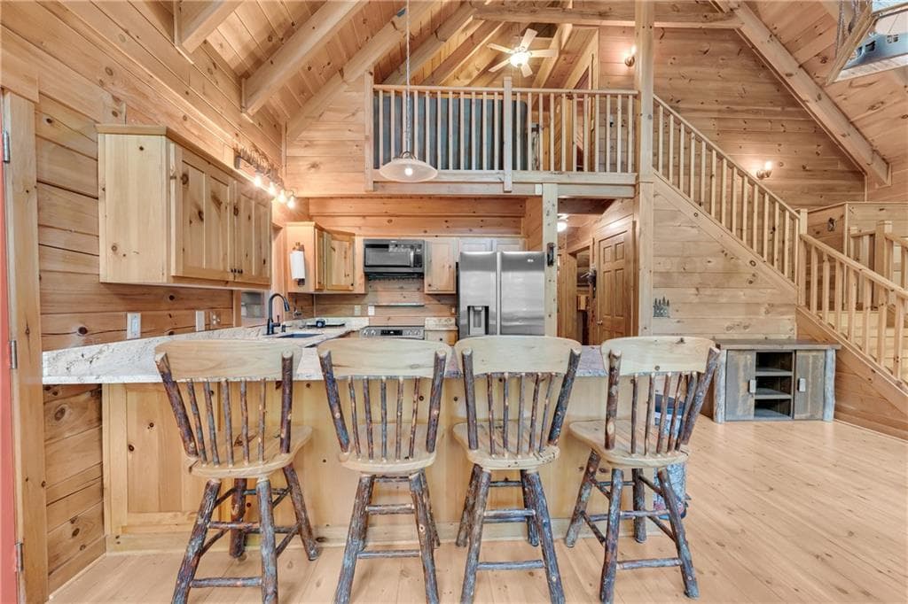 3 bedroom, 3 bathroom, 2,580 sq ft single family residence for sale at 5427 Little River Circle, Gainesville, GA 30506 — photo 7