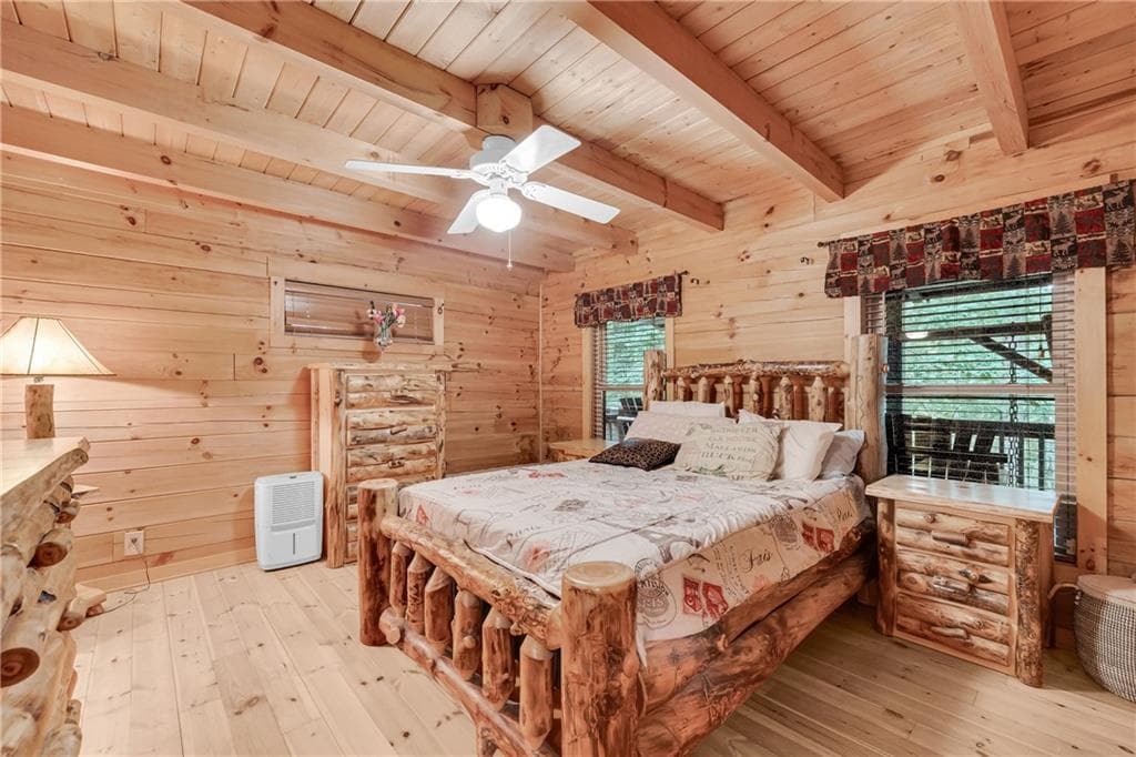 3 bedroom, 3 bathroom, 2,580 sq ft single family residence for sale at 5427 Little River Circle, Gainesville, GA 30506 — photo 8
