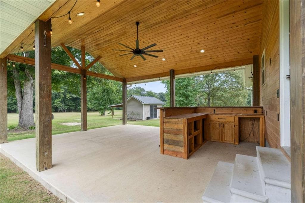 3 bedroom, 2 bathroom, 1,328 sq ft single family residence for sale at 151 Calland Drive, Summerville, GA 30747 — photo 4