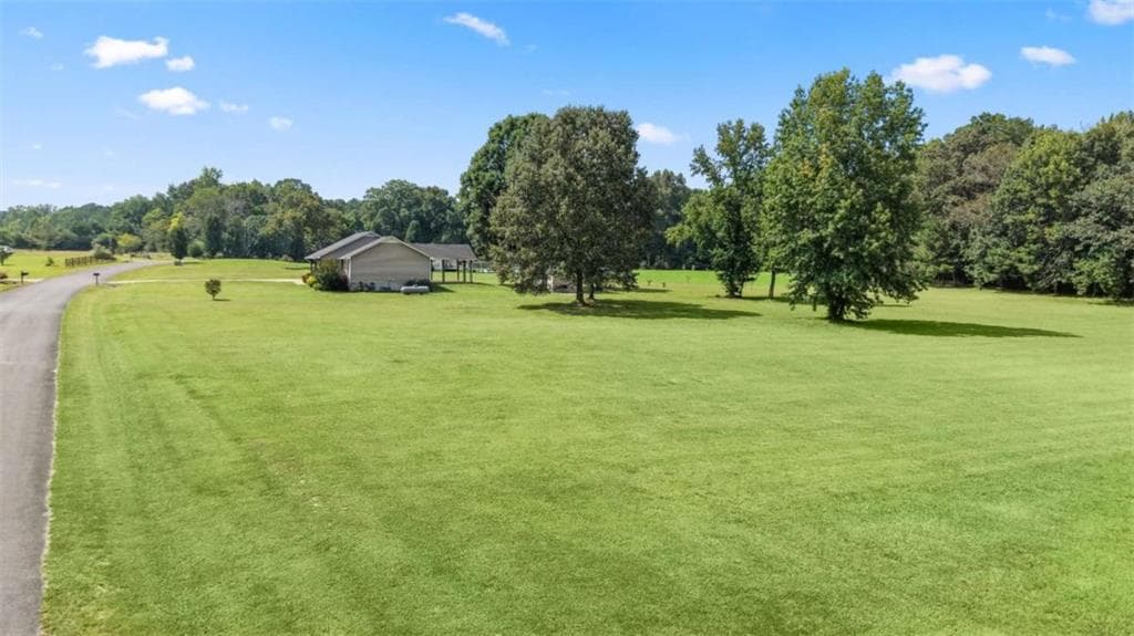3 bedroom, 2 bathroom, 1,328 sq ft single family residence for sale at 151 Calland Drive, Summerville, GA 30747 — photo 6