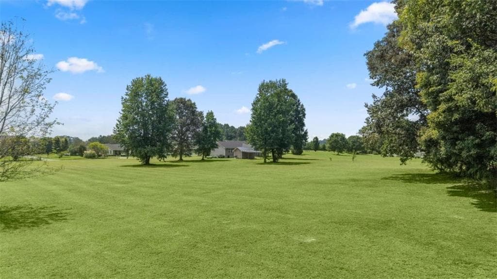 3 bedroom, 2 bathroom, 1,328 sq ft single family residence for sale at 151 Calland Drive, Summerville, GA 30747 — photo 7