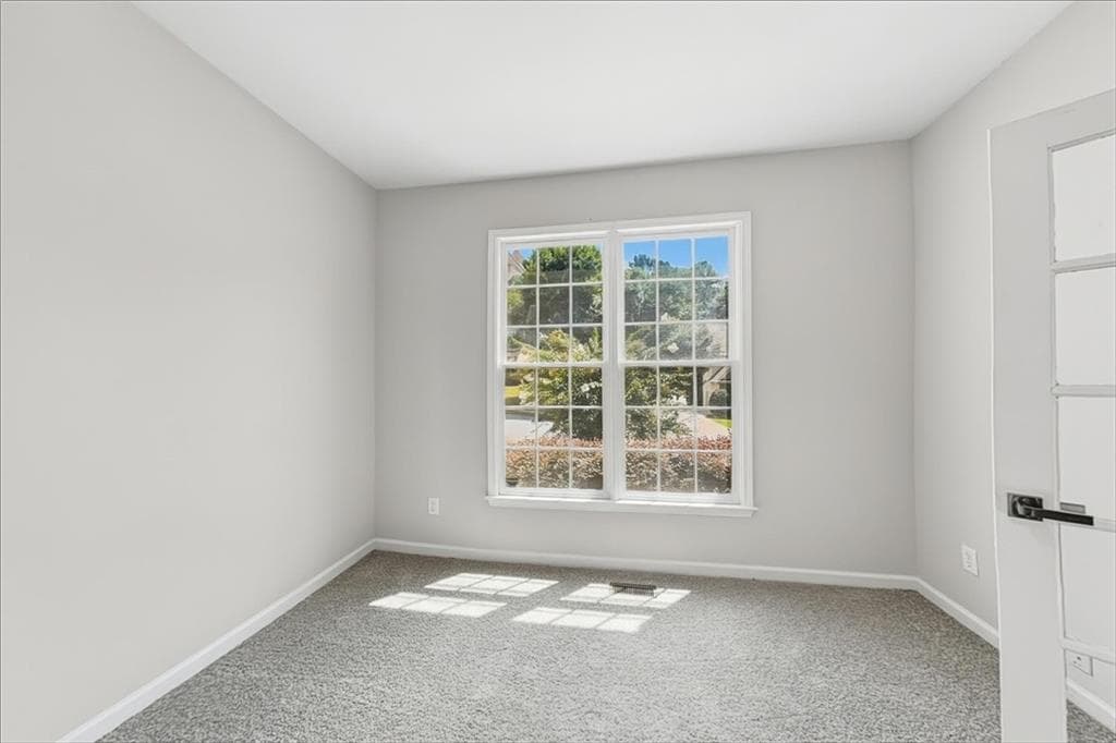 5 bedroom, 3 bathroom, 2,832 sq ft single family residence for sale at 91 Paddington Place, Acworth, GA 30101 — photo 10