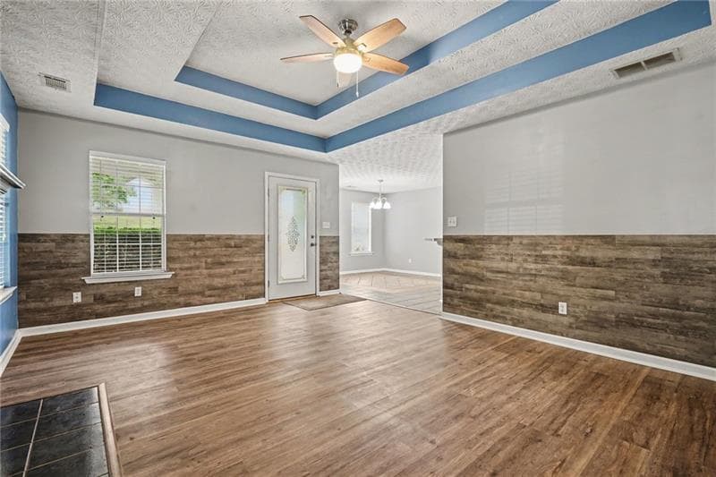 3 bedroom, 2 bathroom, 1,492 sq ft single family residence for sale at 50 Mountainside Lane, Covington, GA 30016 — photo 5