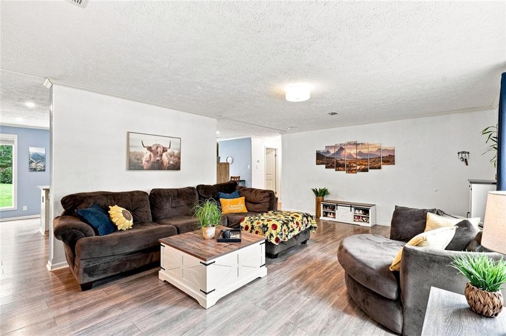 3 bedroom, 2 bathroom, 1,806 sq ft single family residence under contract at 85 Womack Avenue, Dallas, GA 30157 — photo 4