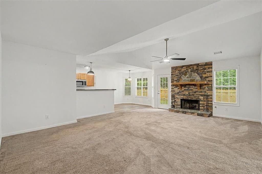 3 bedroom, 2 bathroom, 1,359 sq ft single family residence for sale at 211 W Bridge Drive, Dallas, GA 30157 — photo 6