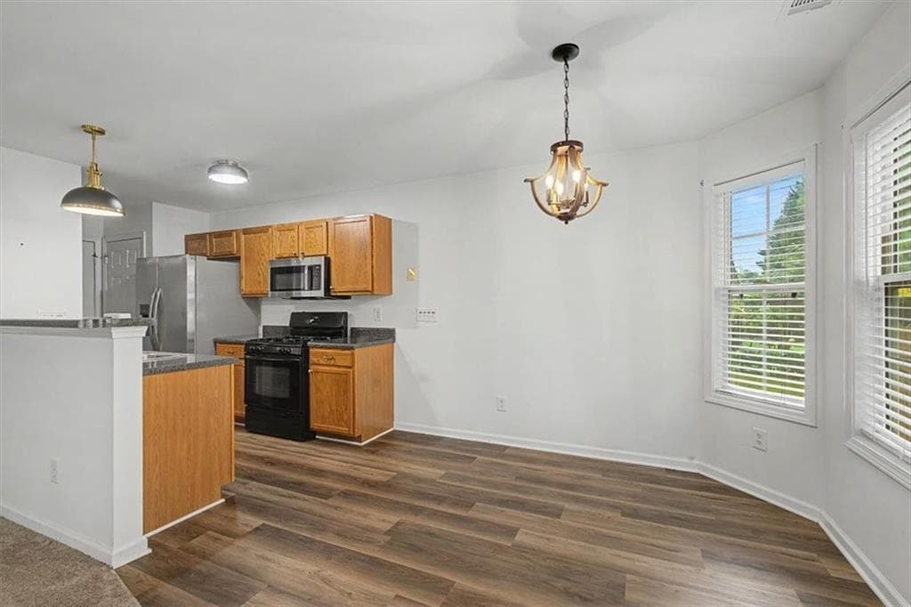 3 bedroom, 2 bathroom, 1,359 sq ft single family residence for sale at 211 W Bridge Drive, Dallas, GA 30157 — photo 9
