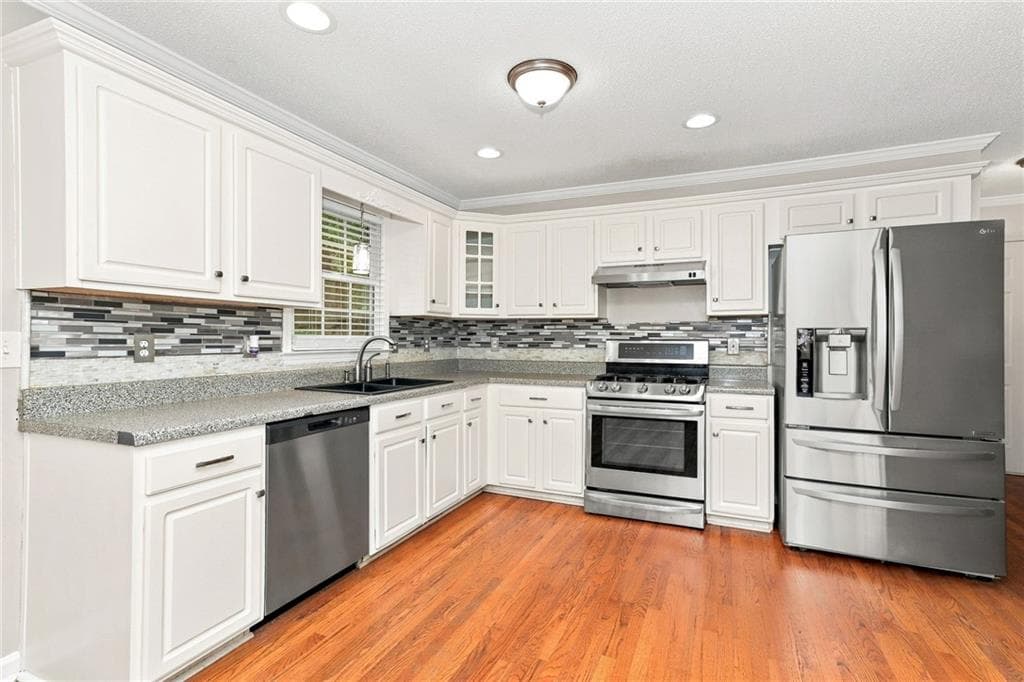 3 bedroom, 3 bathroom, 2,284 sq ft single family residence for rent at 318 Magnolia Drive, Douglasville, GA 30134 for $2,550 a month — photo 3