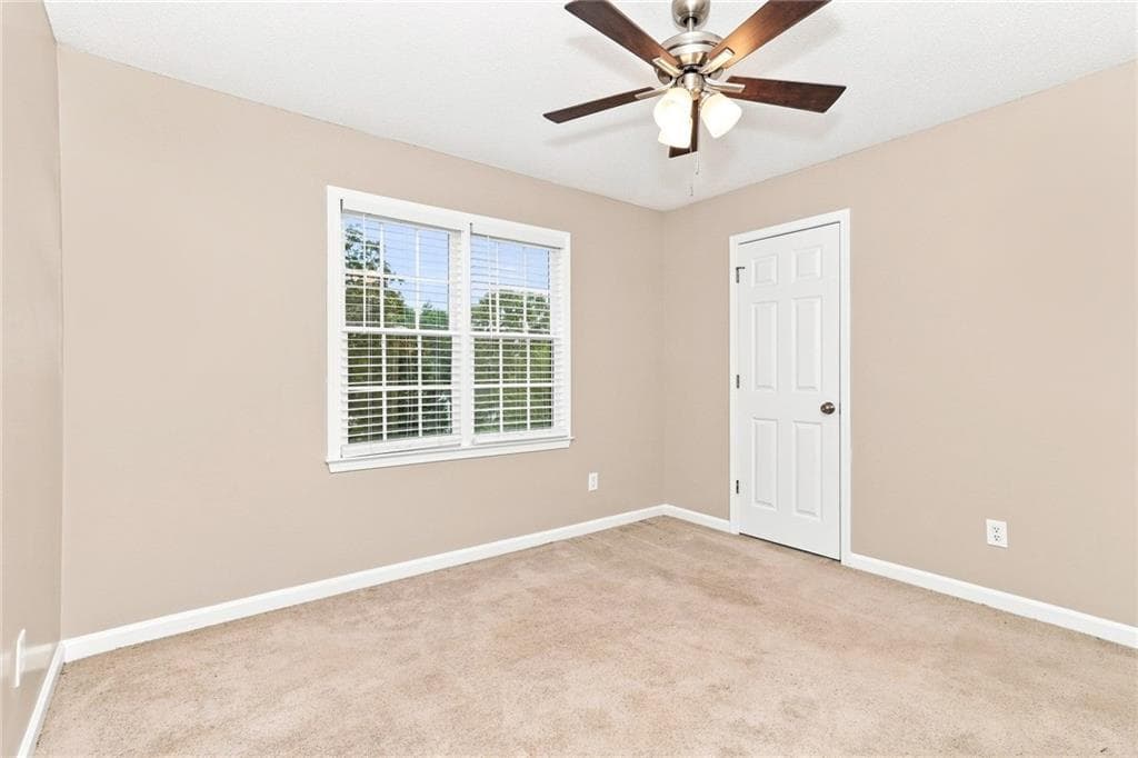 3 bedroom, 3 bathroom, 2,284 sq ft single family residence for rent at 318 Magnolia Drive, Douglasville, GA 30134 for $2,550 a month — photo 9