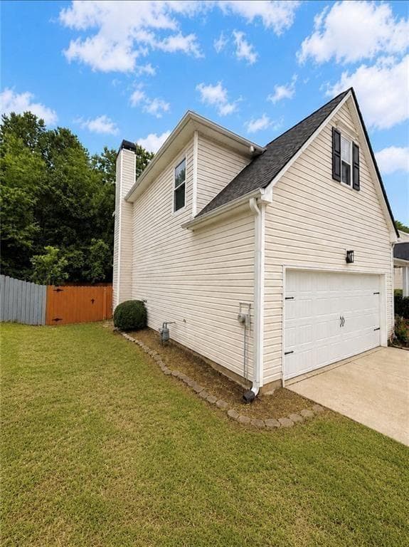 3 bedroom, 3 bathroom, 2,504 sq ft single family residence for sale at 2162 Fall Creek Landing, Loganville, GA 30052 — photo 3