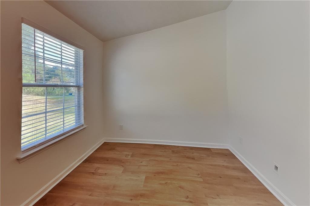 3 bedroom, 2 bathroom, 2,134 sq ft single family residence for rent at 410 Crestbend Lane, Powder Springs, GA 30127 for $2,050 a month — photo 9