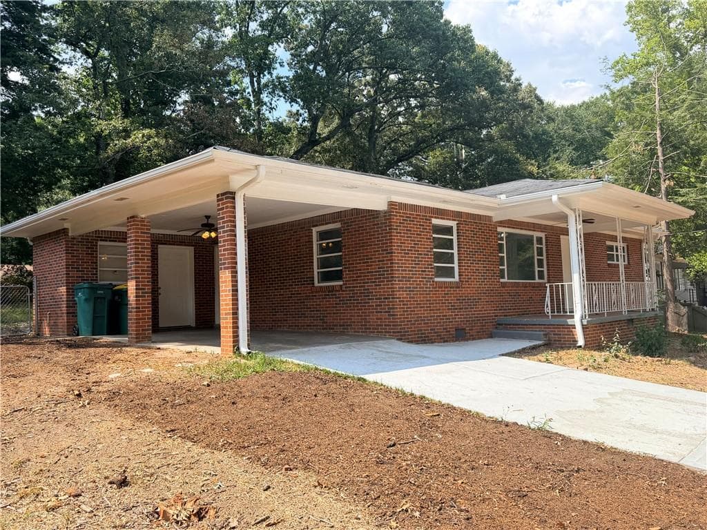 3 bedroom, 2 bathroom, 1,226 sq ft single family residence for sale at 4707 City View Drive, Forest Park, GA 30297 — photo 3