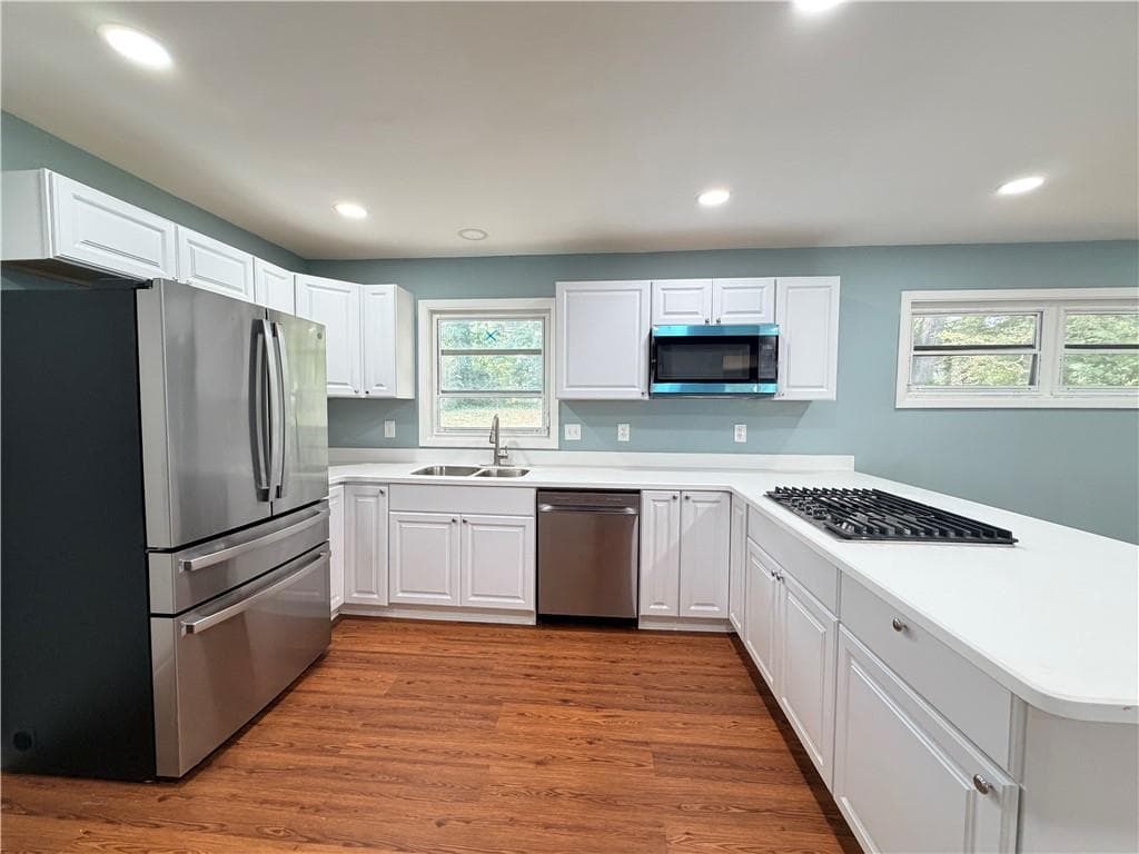 3 bedroom, 2 bathroom, 1,226 sq ft single family residence for sale at 4707 City View Drive, Forest Park, GA 30297 — photo 10