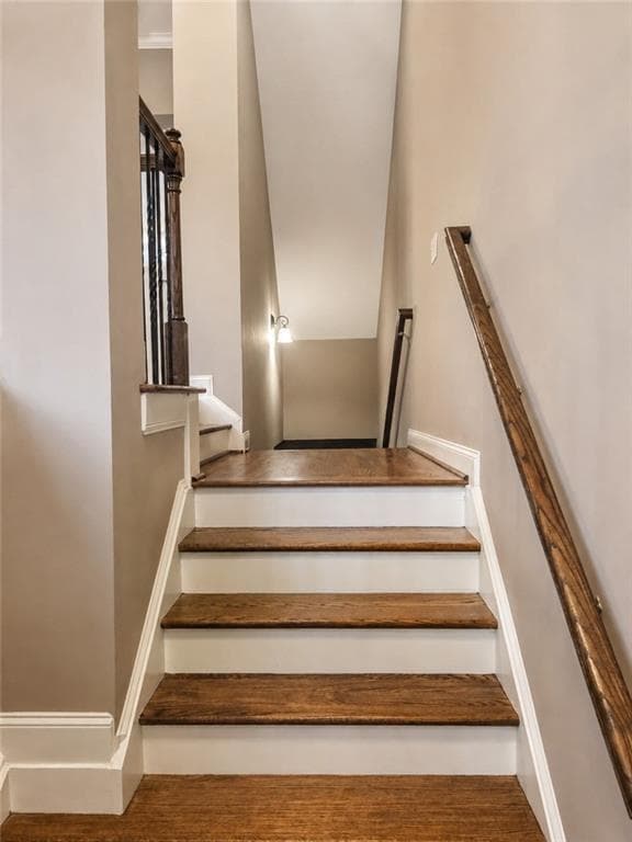 4 bedroom, 4 bathroom, 3,539 sq ft townhouse for sale at 105 Ryan Way 22, Smyrna, GA 30080 — photo 4