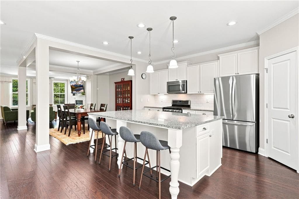 3 bedroom, 4 bathroom, 2,160 sq ft townhouse for sale at 7603 Lowery Oak Drive, Roswell, GA 30075